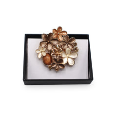 Magneet broche nr 233 fantasy goudkleurig