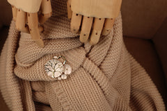 Magneet broche nr 85 fantasy goudkleurig