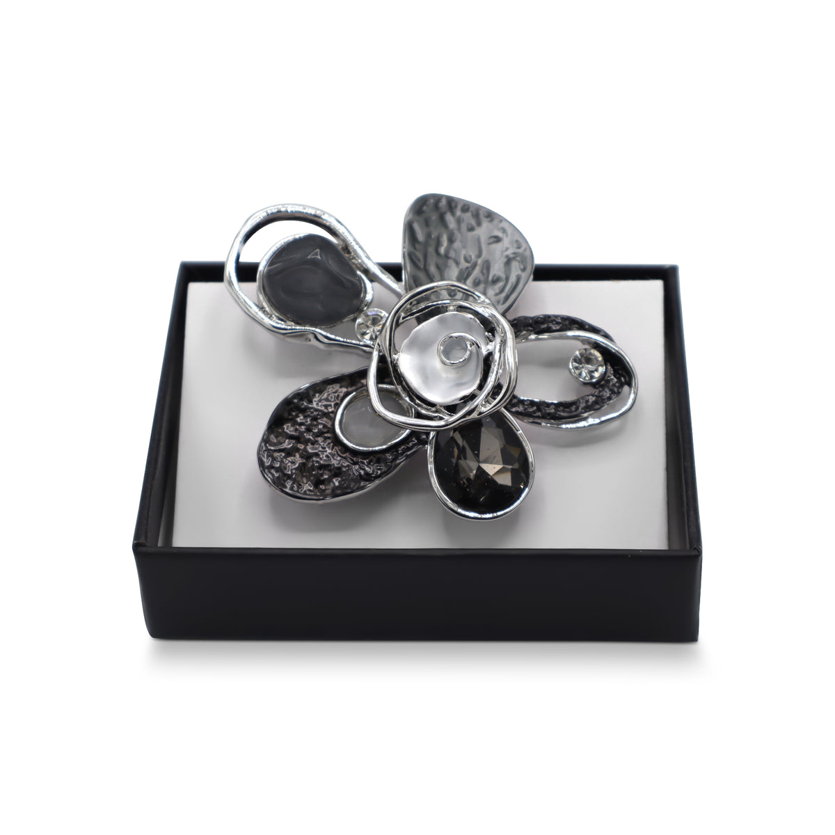 Magneet broche nr 352 fantasy zilverkleurig